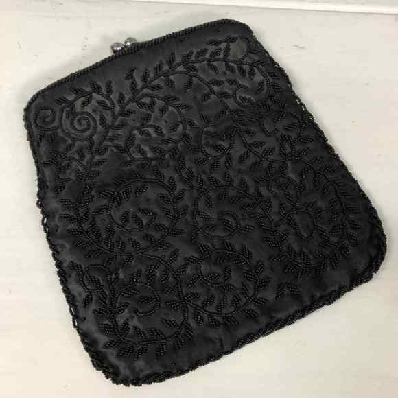 Hand beaded made in Hong Kong evening clutch bag 9"‎ x 8" - Picture 2 of 8